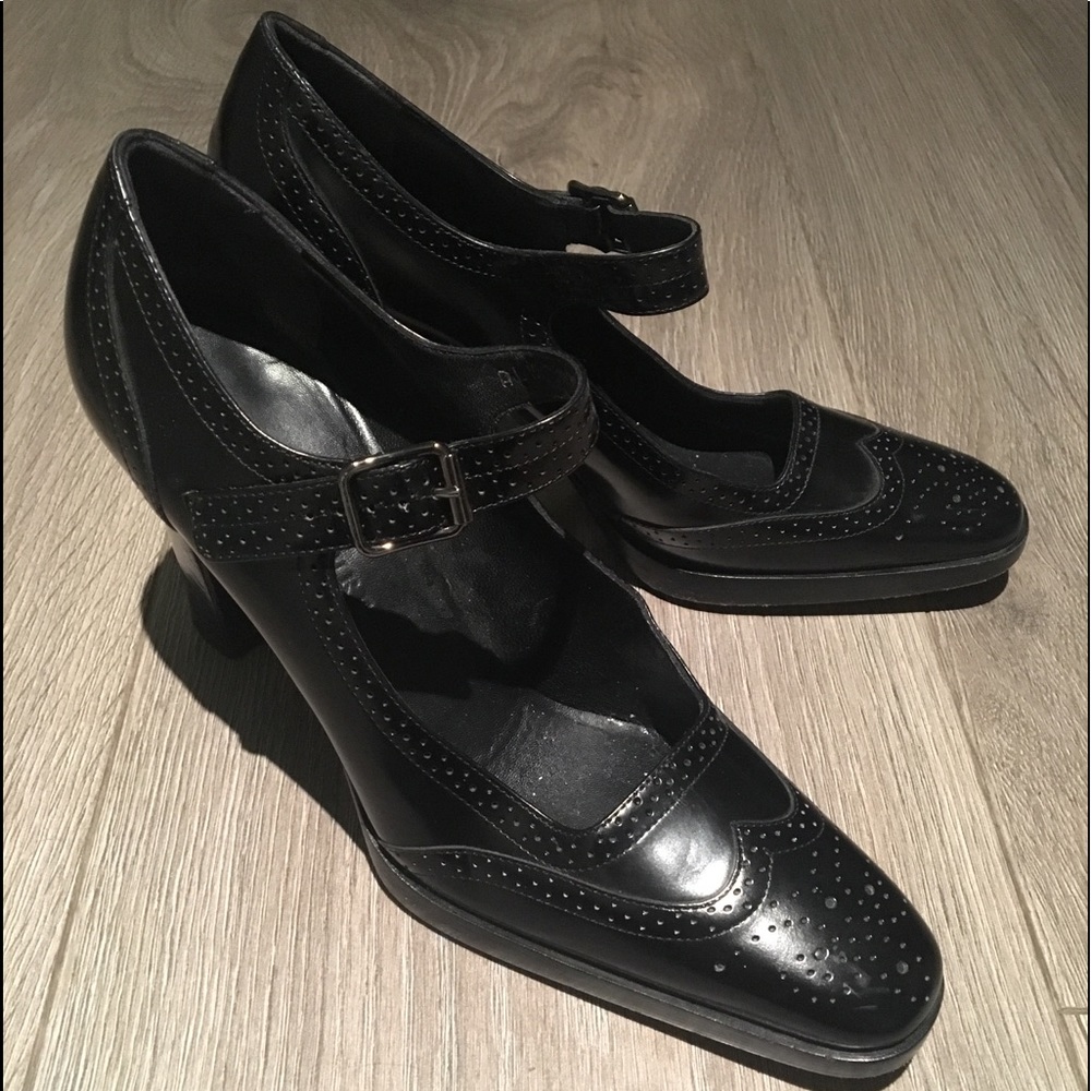 Ralph Lauren high heel oxfords size 37.5